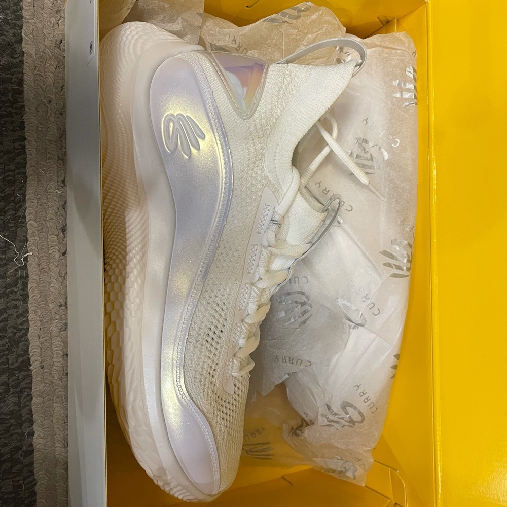 CURRY 8 IRIDIUM NEW